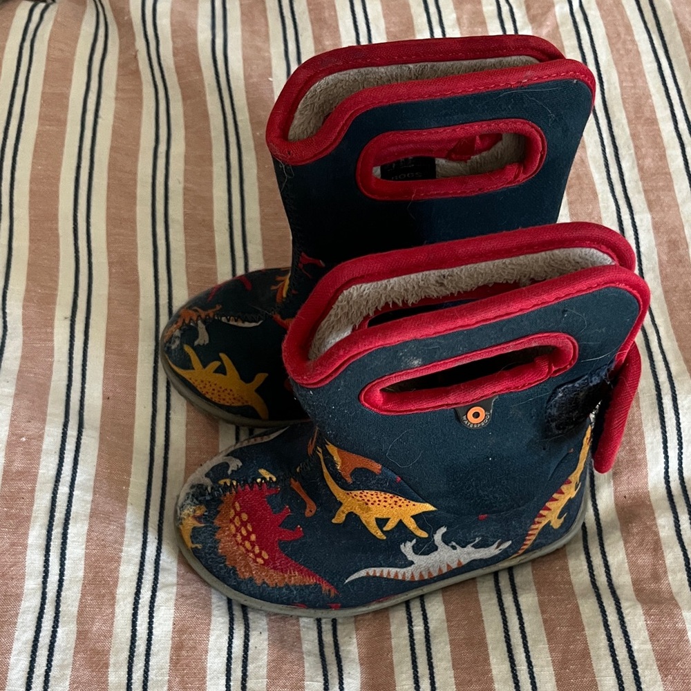 Bogs kids Navy Blue Dinosaur Winter Boots